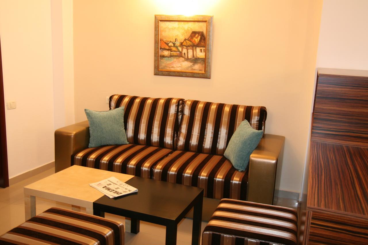Hotel Kilometrul Zero Dragasani Extérieur photo