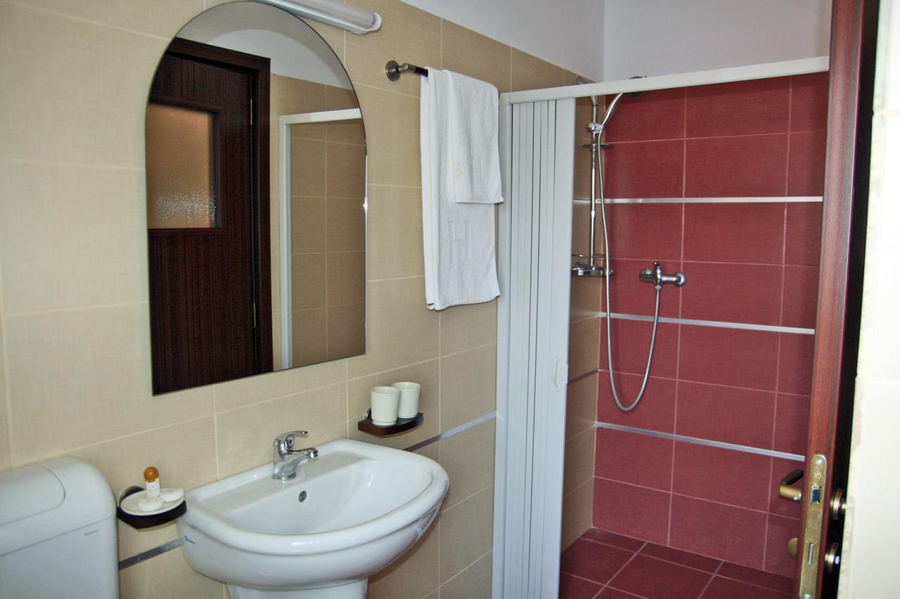 Hotel Kilometrul Zero Dragasani Extérieur photo